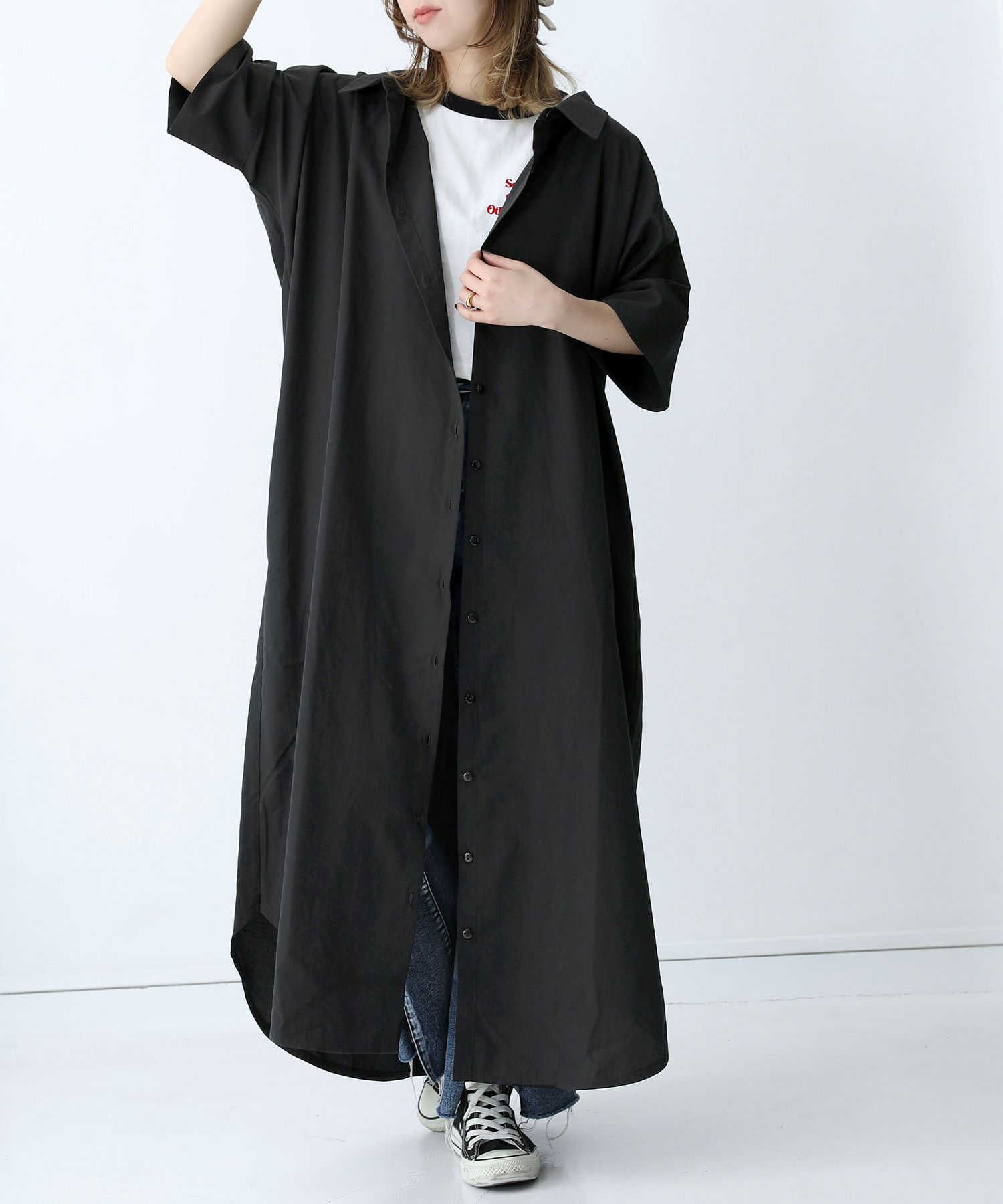 リップル洋品店（現ezu）さんの黒のロングワンピース 長袖 ボタン付き 