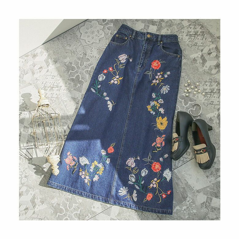 somari imagination花柄刺繍デニムスカート』 