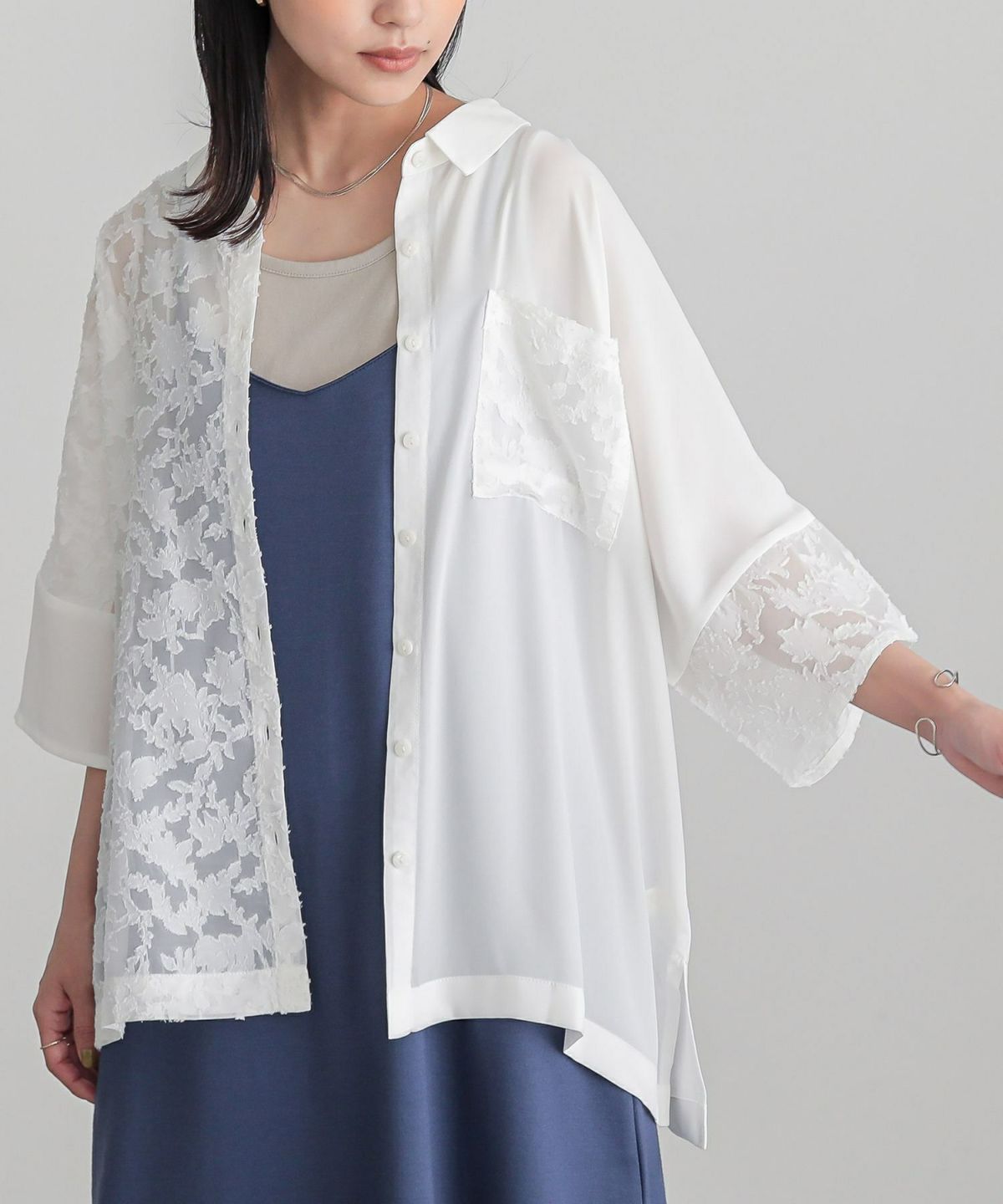 花柄シアーカットジャカードシャツ フリーサイズ オフホワイト 花柄シアーカットジャカードシャツ フリーサイズ オフホワイト