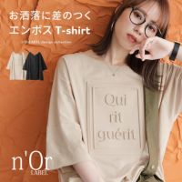 n'OrLABELエンボスプリントロゴTシャツ