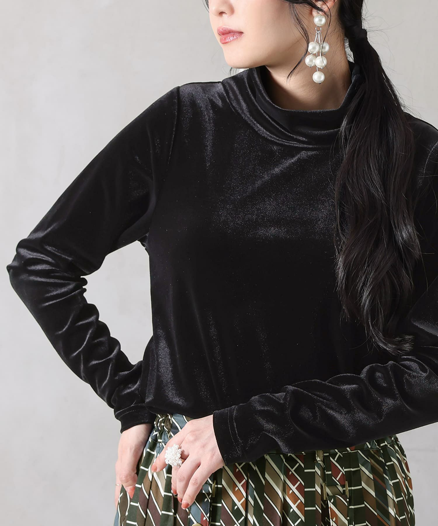 未使用　アルベロベロ　ハイネックカットソー　ブラック　黒　タートルネック n'OrLABELベロアタートルネックトップス[品番：MITW0017066