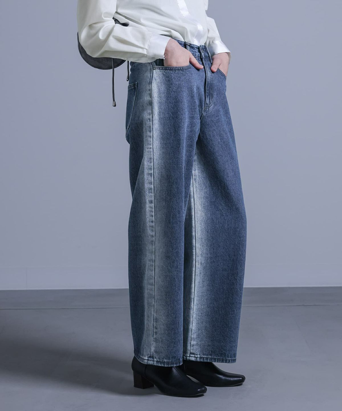 ブリーチラインデニムパンツ【20】 1(M~L) ウォッシュブルー ブリーチラインデニムパンツ【20】 1(M~L) ウォッシュブルー