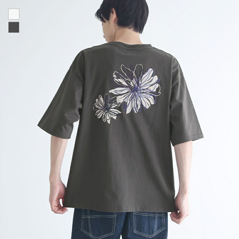 バックフラワープリント×刺繍Tシャツ