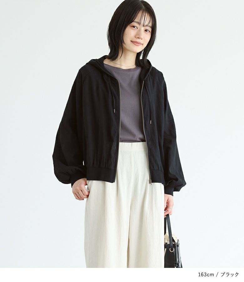 d.i.a. ダイヤ ハトメ付き短丈パーカー a.v.v｜[140-150]ショート丈パーカー | Rakuten Fashion(楽天