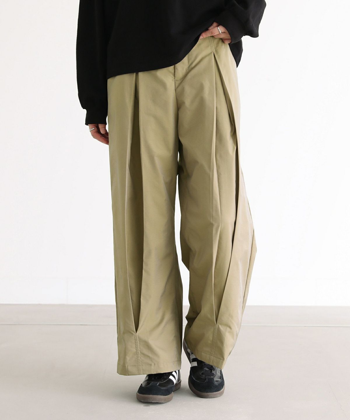 玉虫ツイルタックパンツ【20】【SALE】 1 カーキ 玉虫ツイルタックパンツ【20】【SALE】 1 カーキ