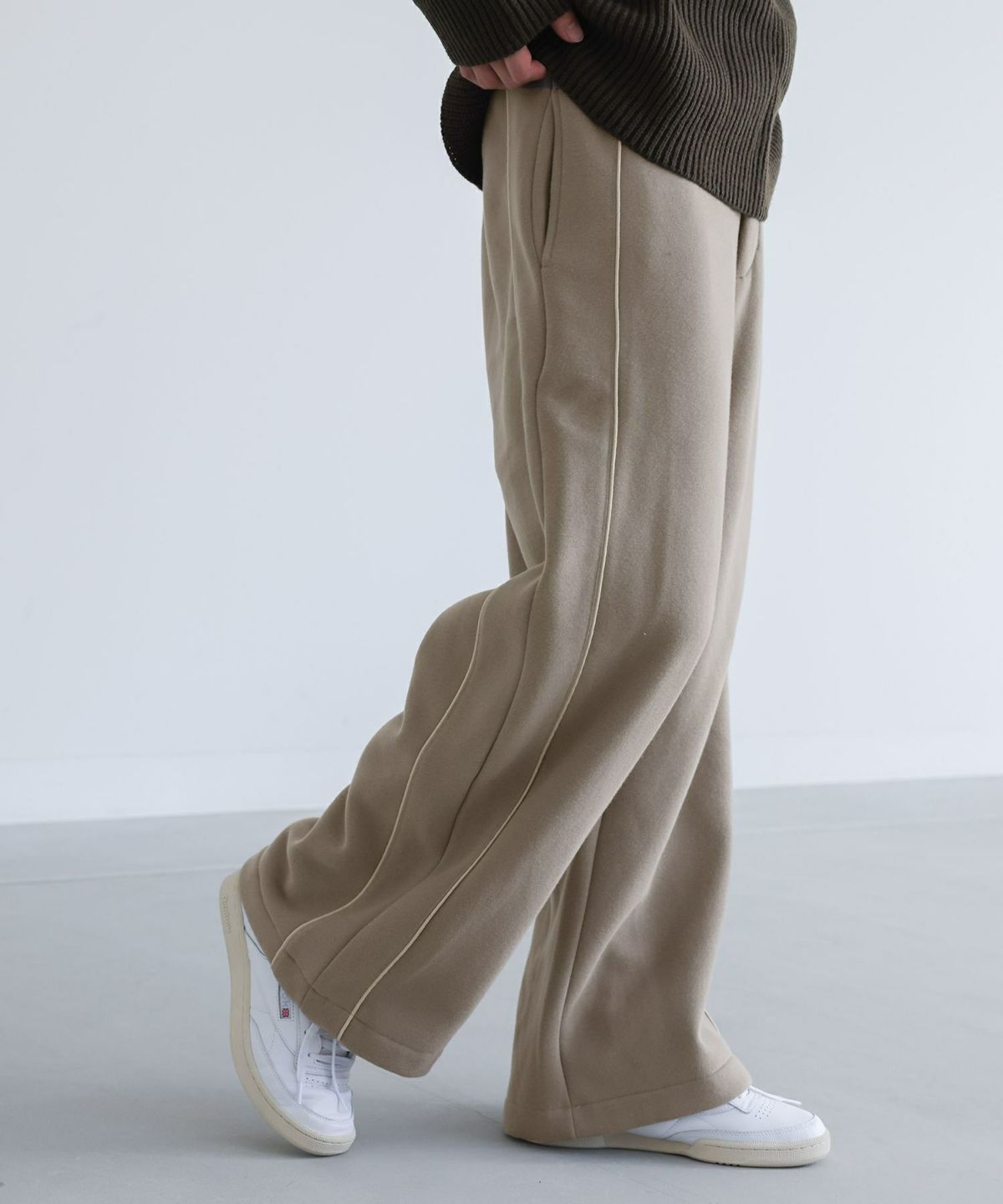 裏起毛パイピングパンツ【40】【SALE】【SALE】 L グレージュ 裏起毛パイピングパンツ【40】【SALE】【SALE】 L グレージュ
