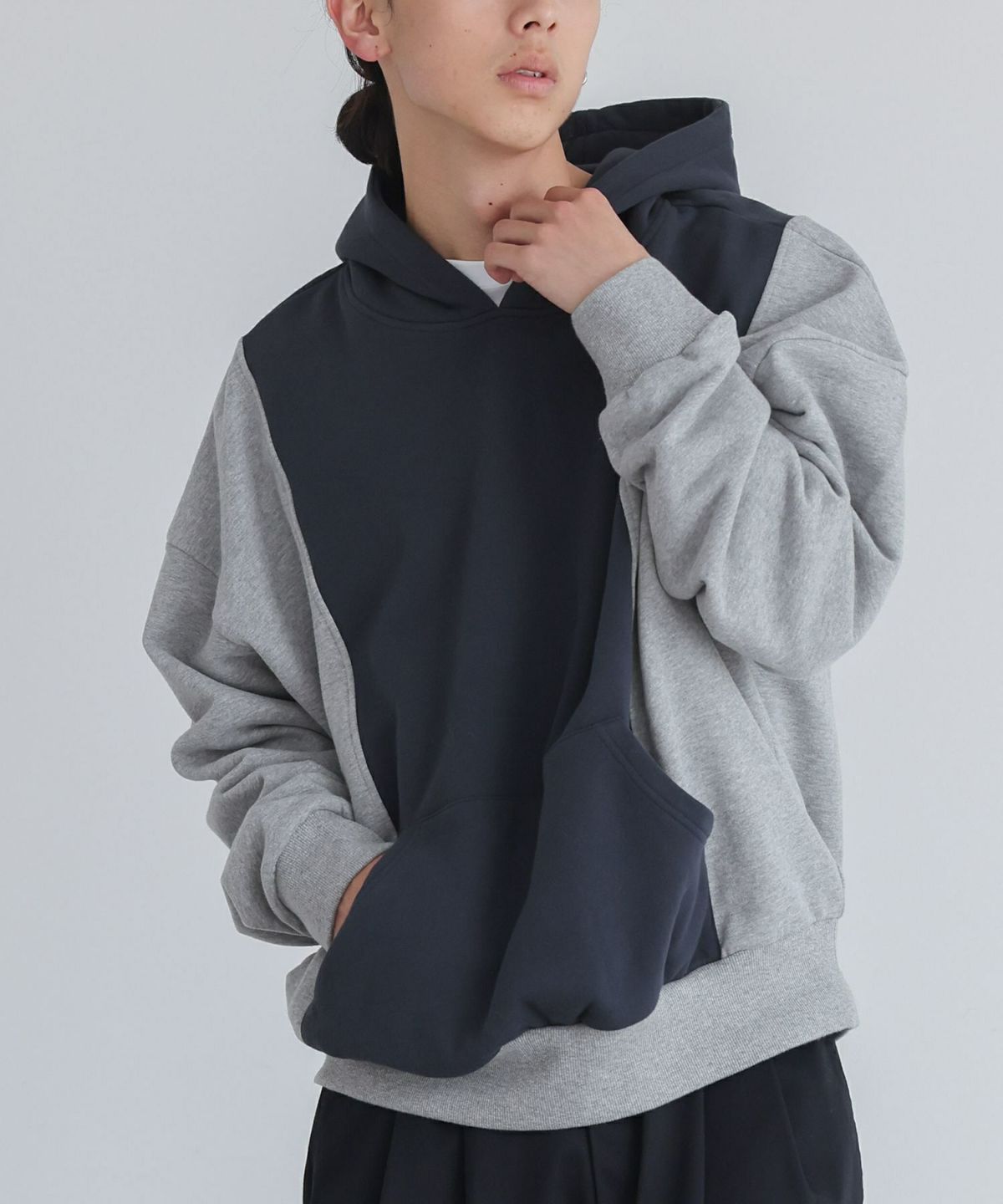 裏起毛配色フーディー【30】【SALE】【SALE】 M ネイビー 裏起毛配色フーディー【30】【SALE】【SALE】 M ネイビー