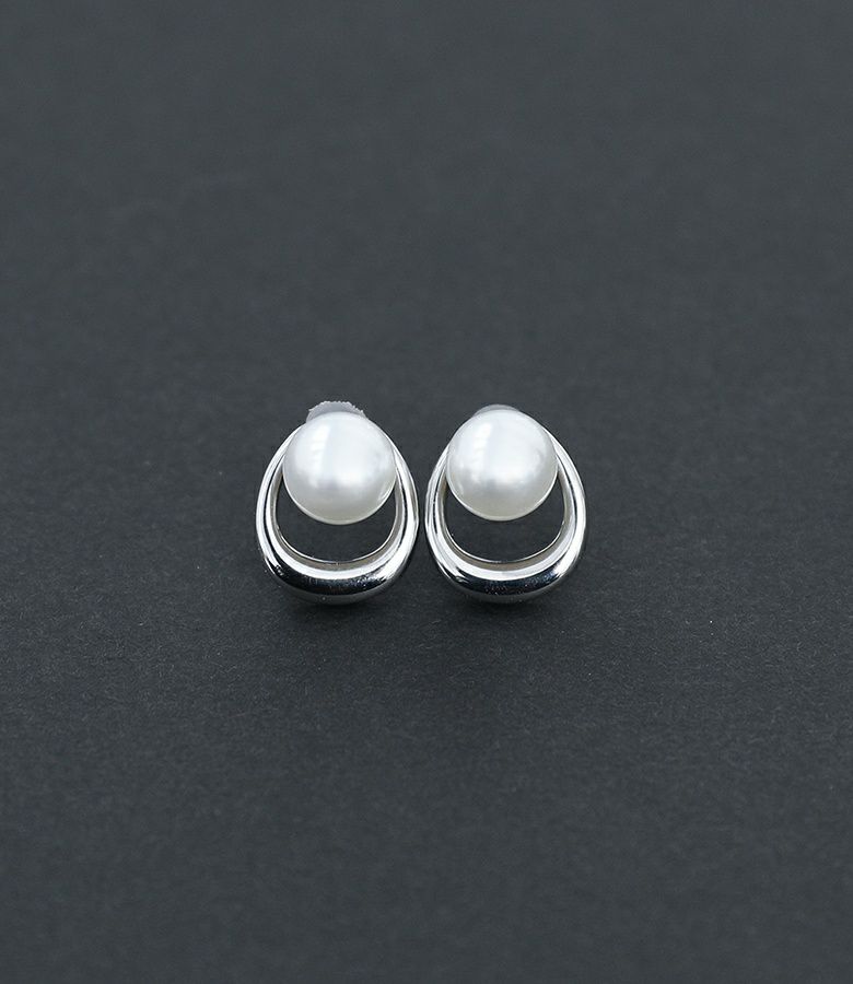 フェイクパールピアス【2】 - シルバー フェイクパールピアス【2】 - シルバー