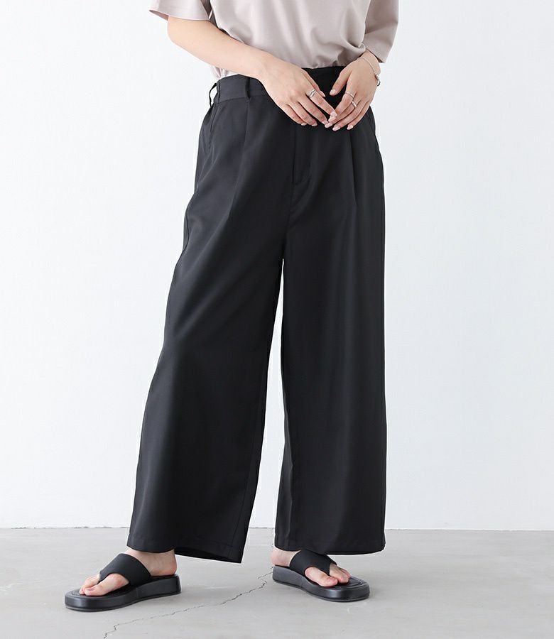 ワイドパンツ』