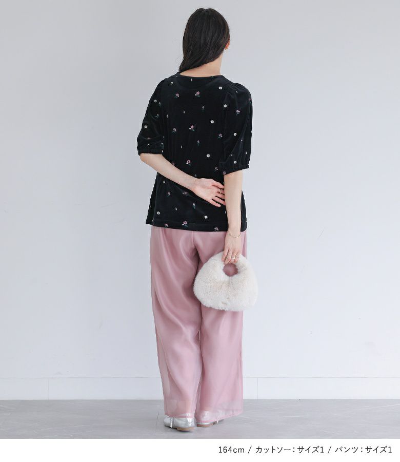 花柄刺繍ベロアカットソー×オーガンジーレイヤードストレートパンツ
