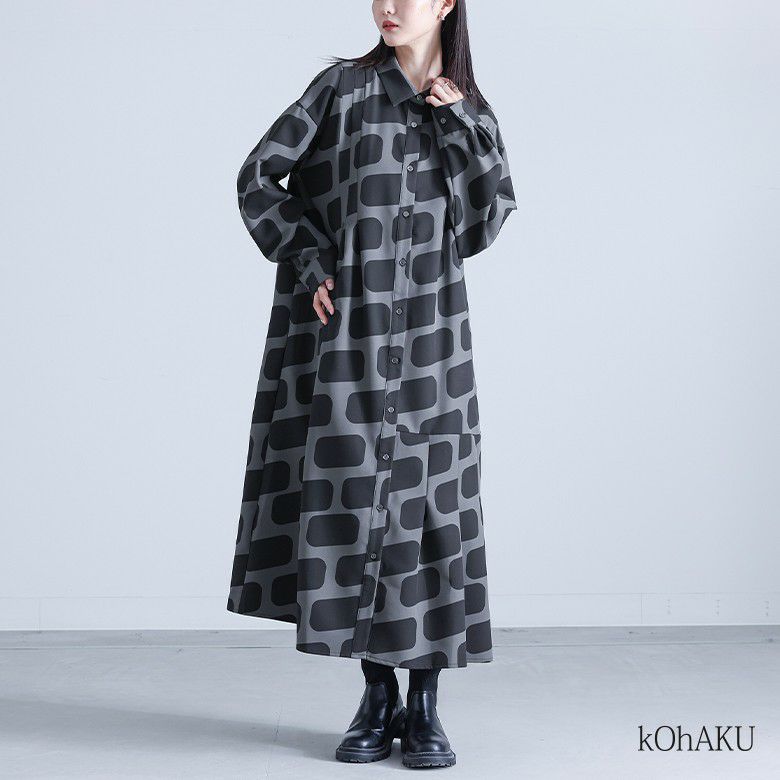 kOhAKU(コハク)スクエアプリントシャツワンピース
