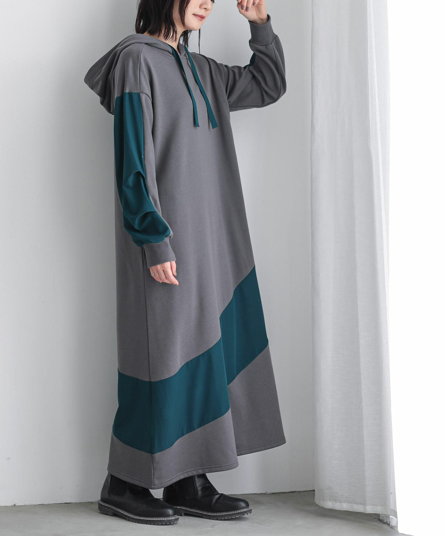 d.i.a/フード付OPワンピース n'OrLABEL異素材切替フード付きワンピース』