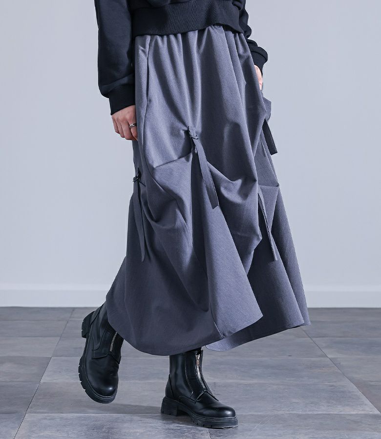 kOhAKU変形フレアスカート』