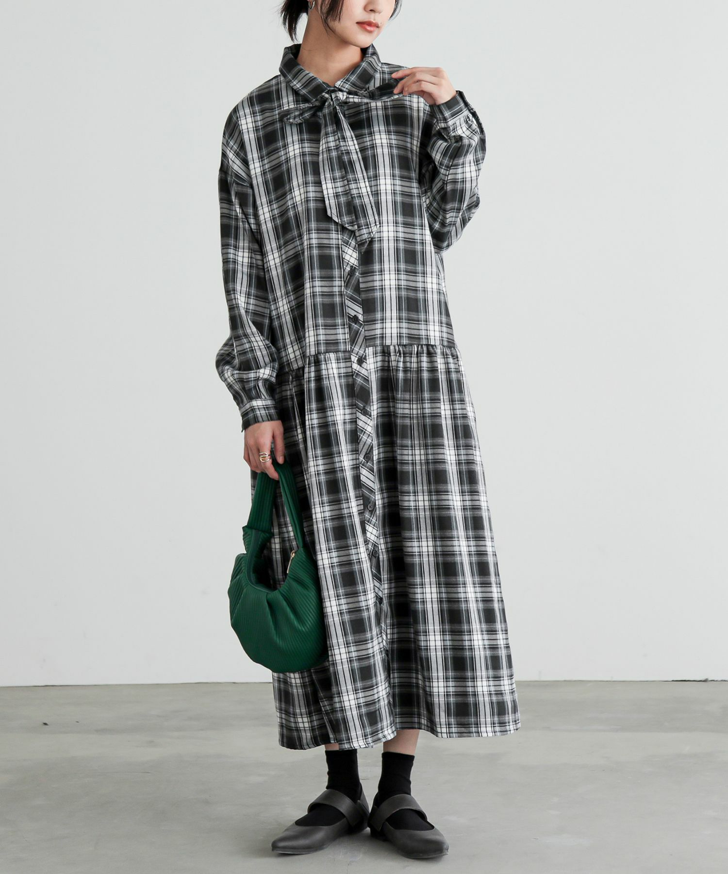 n'OrLABELボウタイ付きチェックワンピース』