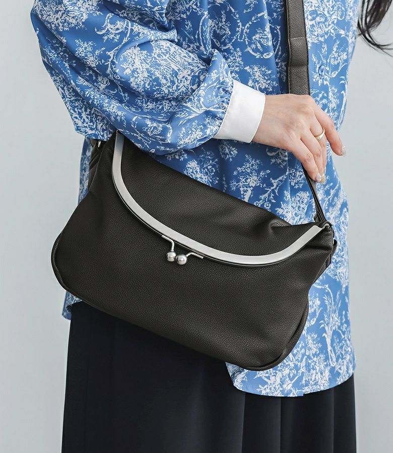 口折れがま口ショルダー』